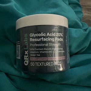 Glycolic Acid 20% Resurfacing Pads - Purple